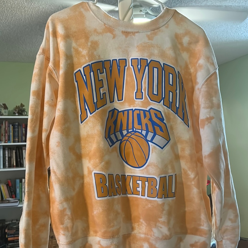 New York Knicks Tie-Dyed Sweatshirt